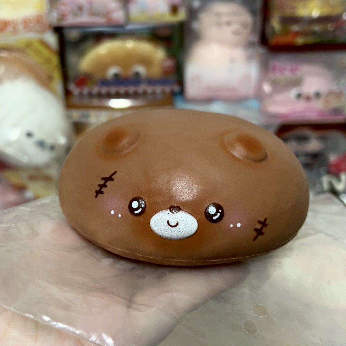 piggybellyboo's tweet photo. มีผู้ใหญ่ใจดีฝากมาแจกสกุชชี่ค่า 🎀🪽

🧸 รีทวิตนี้ + เมนชั่นอะไรก็ได้

* น้องเป็นมือสองนะคะ มีตำหนิและไม่มีแพคเกจ ขอคนโอเคนะคะ เอาไปบีบเล่นได้เรย

เค้าส่งให้ฟรีค่ะ สุ่มคืนนี้ดึก ๆ คั้บ🫶🏻💖

#สกุชชี่ #ตลาดนัดสกุชชี่ #สกุชชี่มือสอง https://t.co/xsGSb4aEZi