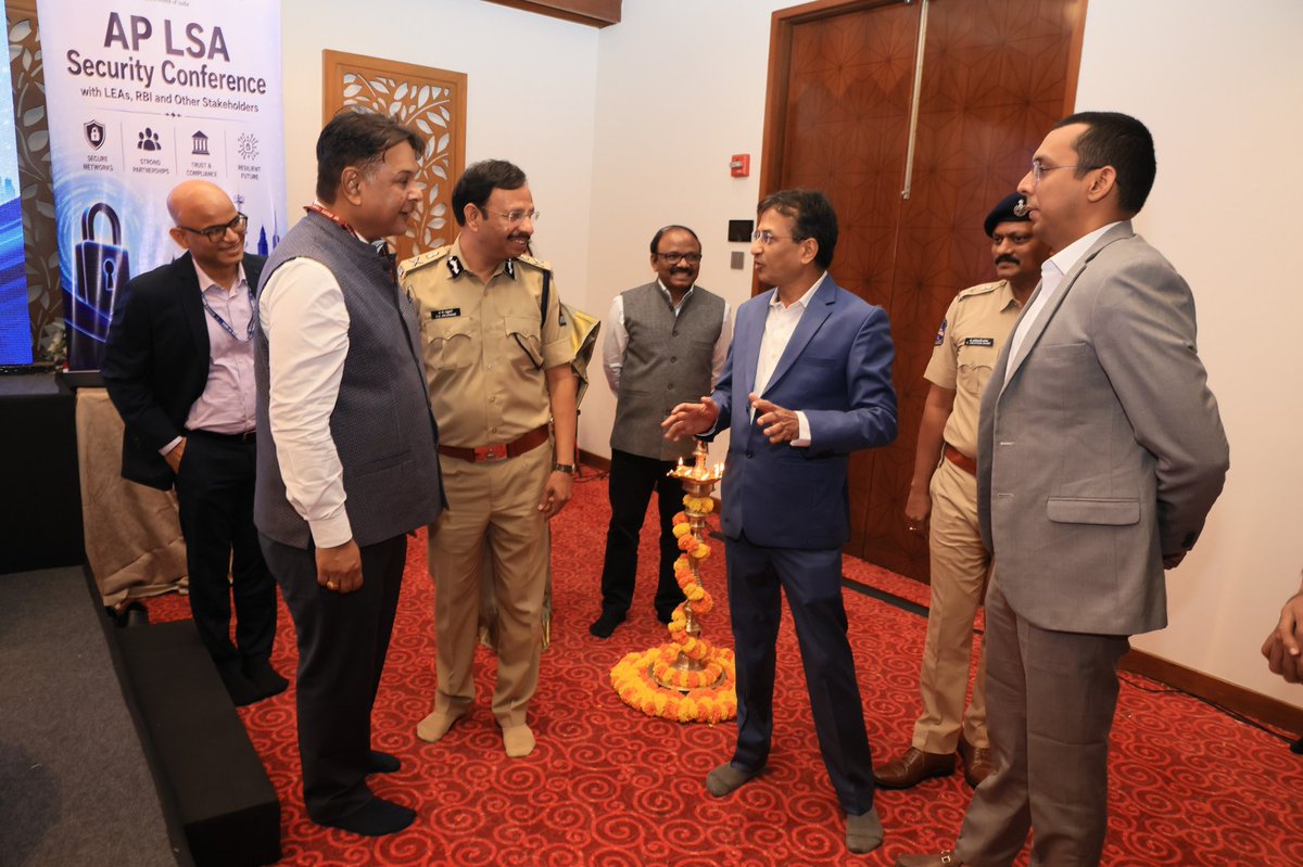 V.C. Sajjanar, IPS tweet media