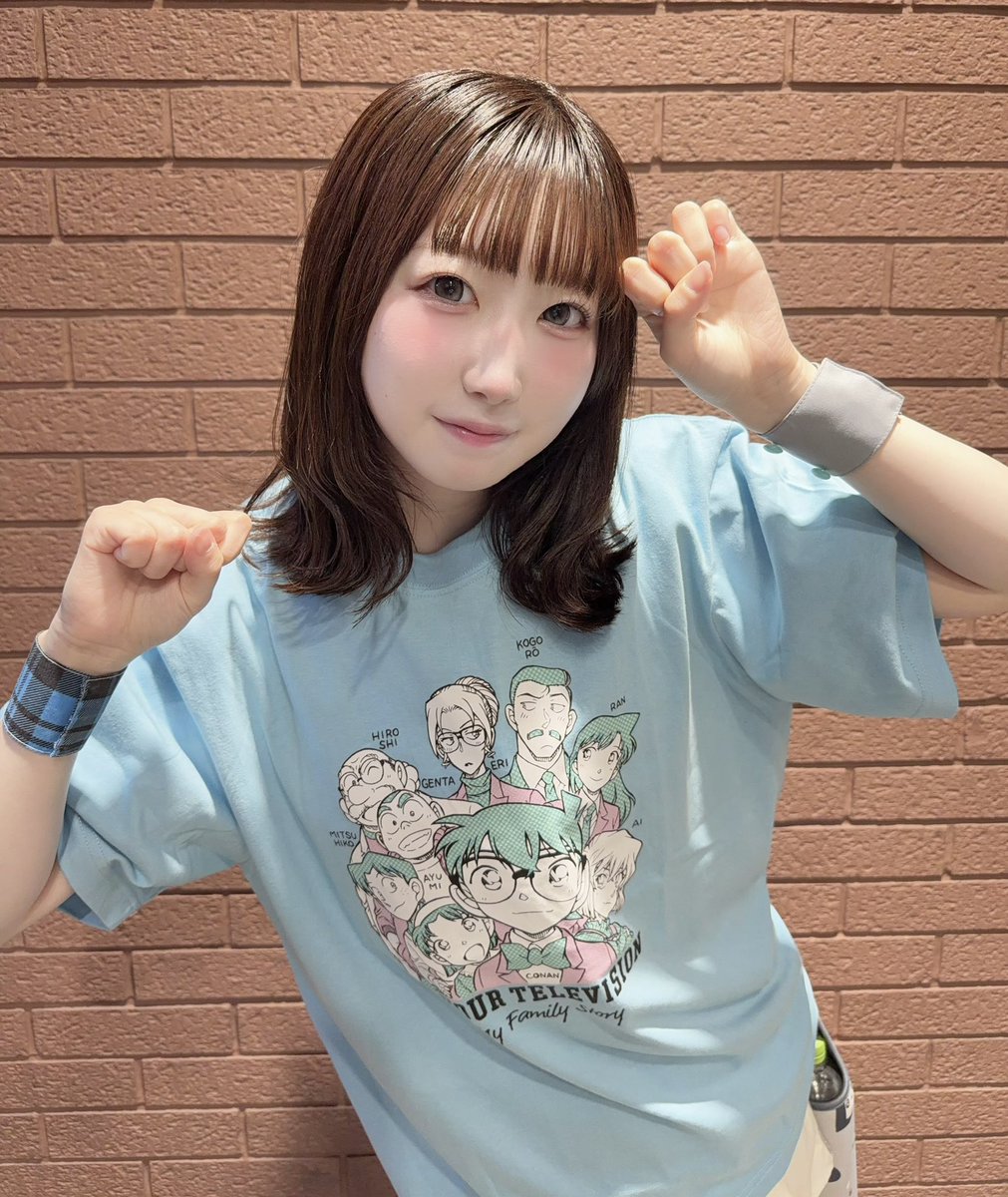 lesson_to_anna's tweet photo. コナンTシャツ！👓🎀𓂃🛹 https://t.co/M73y9n8186