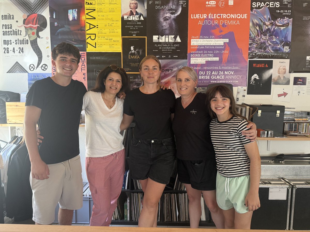 emika_records's tweet photo. Studio open days 🙌🏻 https://t.co/Zk5HMeAPAm