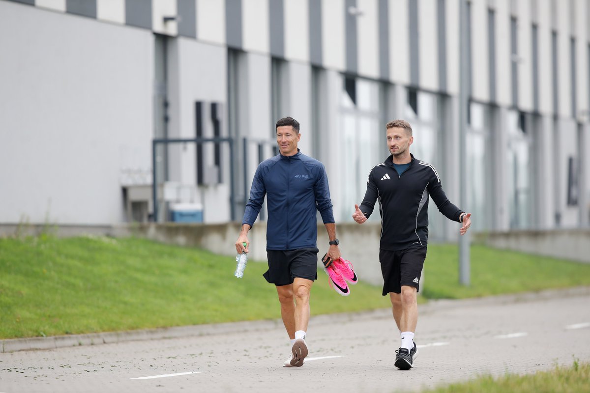 Legia Warszawa tweet media