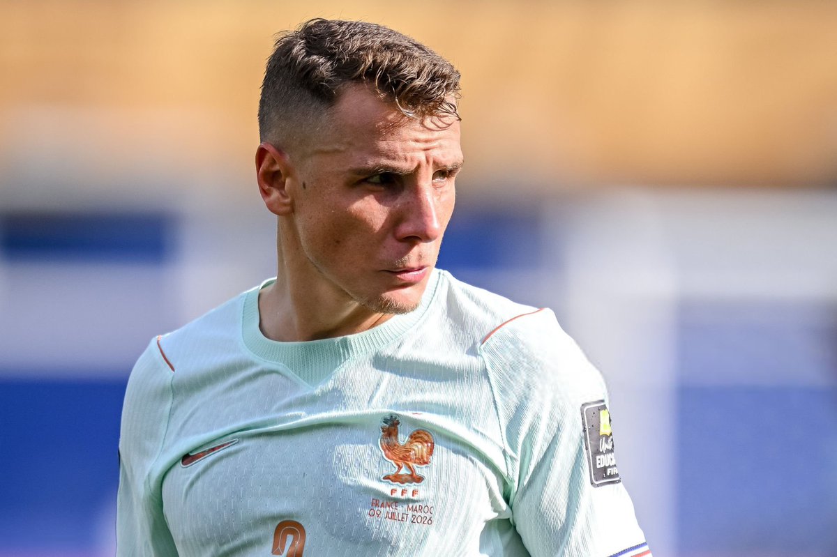 ActuFoot_'s tweet photo. 🚨🚨💣 LUCAS DIGNE A DONNÉ SON ACCORD POUR FAIRE SON RETOUR AU PSG !!!!! 🔙❤️💙

Des discussions sont en cours entre le PSG et Aston Villa afin de finaliser l'opération. 🗣️

Le latéral gauche devrait rejoindre le club de la capitale après la Coupe du Monde. 

🗞️ @Santi_J_FM https://t.co/GTbwWTetpZ