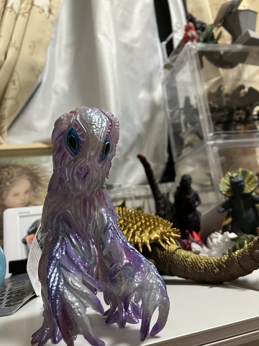 SolLight_yellow's tweet photo. 実家に届いてたyoshi.さんのヘドラ！
ヘドラやのに綺麗 https://t.co/dKghdtjhq2