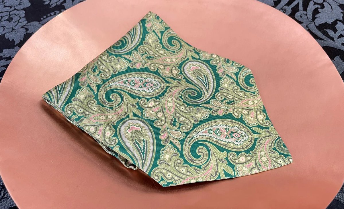 CravatClub's tweet photo. ELDIR - Deep Forest Green with Cloud Grey, Cream and Orchid Pink Paisley Pattern Printed Silk Cravat
Shop Here: https://t.co/LWGpq1zR1Y
#menswear #ascot #tie #cravat #wedding #guest #groom #style #welldressed #gent #paisley #green https://t.co/e2eu7t6BTV