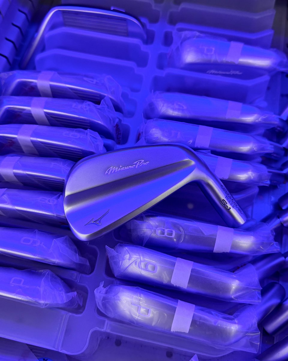 MizunoGolfNA's tweet photo. Signature Series ready for action at the 154th
#signatureseries #touronly https://t.co/LSNLxkZbXl