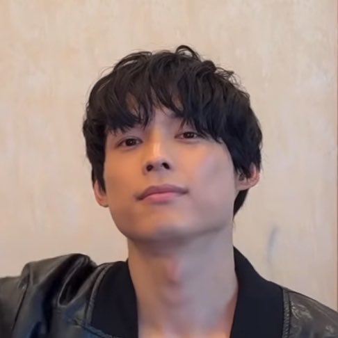 6l8prince's tweet photo. この「おれのこと好きなんでしょ❓」みたいな顔反則すぎるだいすき愛してる https://t.co/2ur5cJZLdR