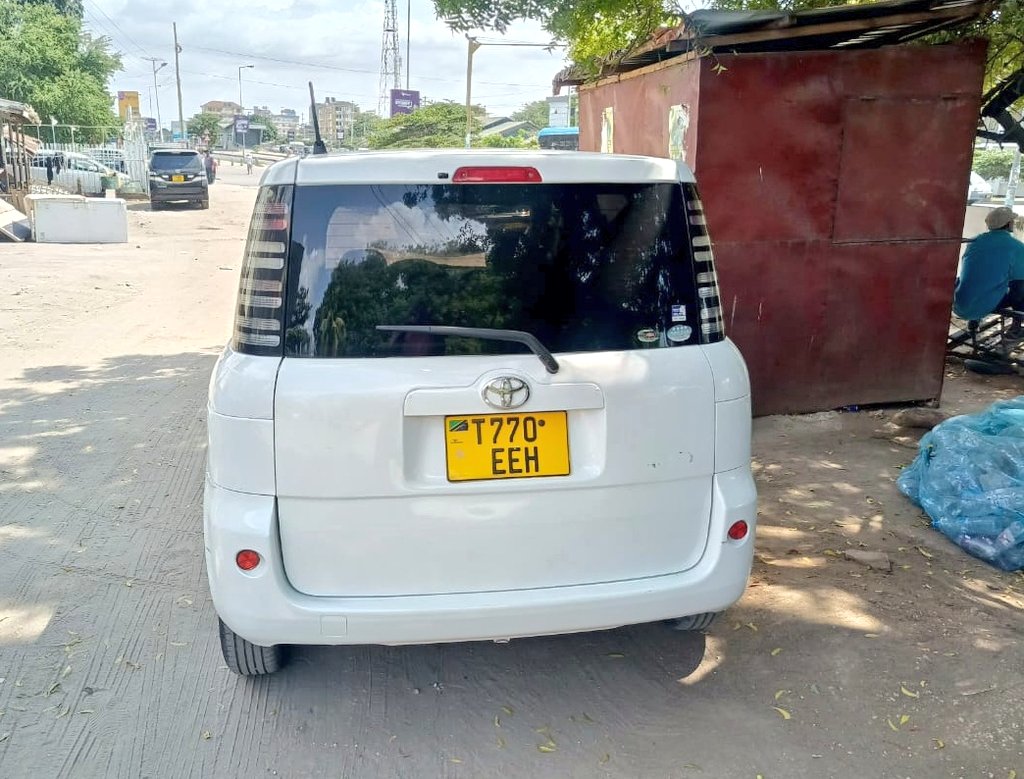 Eng_Matarra's tweet photo. KUNA JAMAA ALINIAMBIA ANATAKA SIENTA USAJILI #E
LETA #TZS 11.5M
TOYOTA SIENTA 🔥🔥🔥
REG" #EEH
▪️CC 1490
▪️FULL AC 🌨
▪️ENGINE -1NZ
▪️SPORT RIMS 🛞
▪️ANDROID TV 🖥 🎶
▪️FULL DOCUMENTS ✅️
IPO DAR
CALL/WHATSAPP-0719542184 https://t.co/vBX5mKnReh