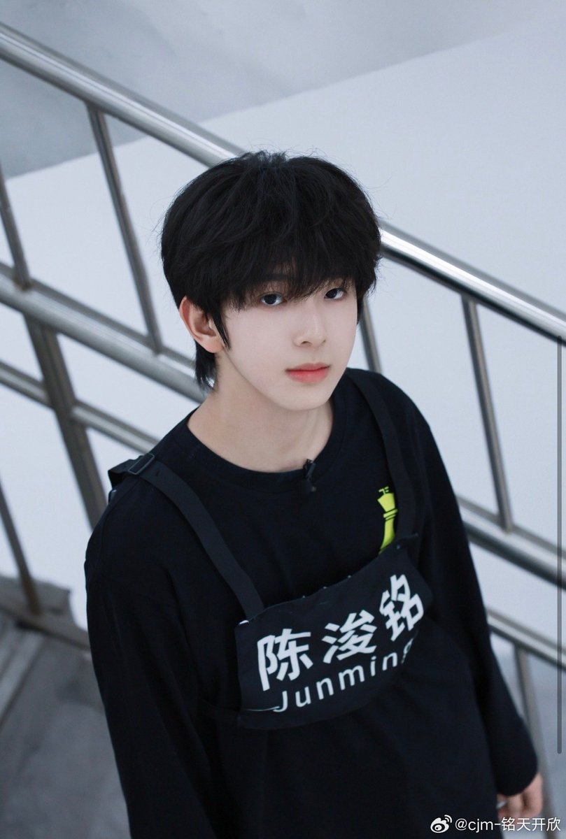 A_ploy25's tweet photo. จิ๋วคนเก่ง 🤏🏻✌🏻🐷❤️
#chenjunming #陈浚铭 https://t.co/cLPwxMm138