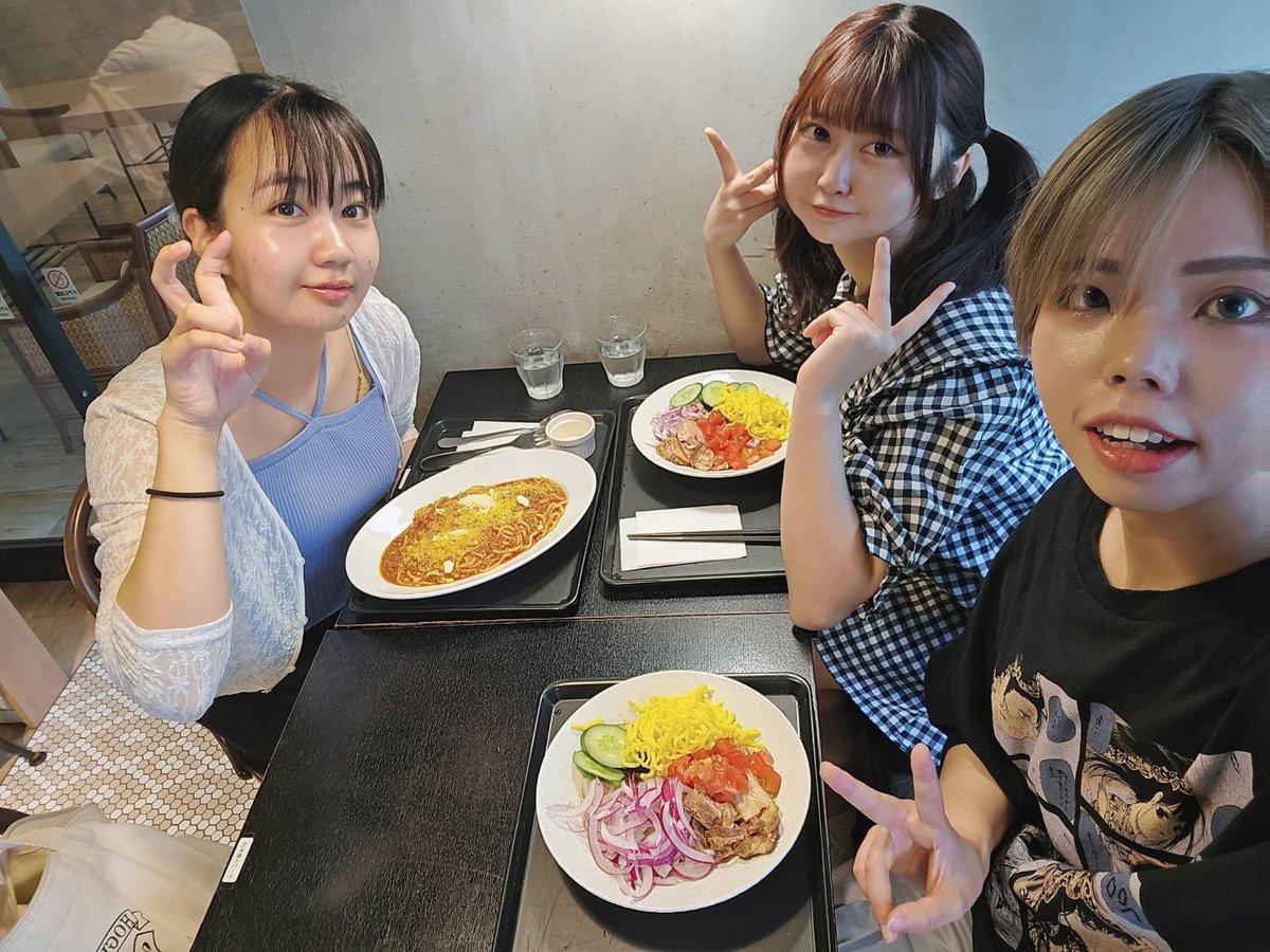 yuukiiro_'s tweet photo. #でっでび 小屋入り‼️
音響照明とセットと入るとまた一段とワクワクしますね🎶

さいきん、ずっとクルミヤビさんといる。クルミヤビさん。
ふたりともやさしくてだいすき。

そんなクルミヤビさんも出演する陸・伍、お待ちしてます✨

🎫https://t.co/3RTIBLWbZb

推し花💐
https://t.co/NkixXmpYiz https://t.co/bB1si6kbqp