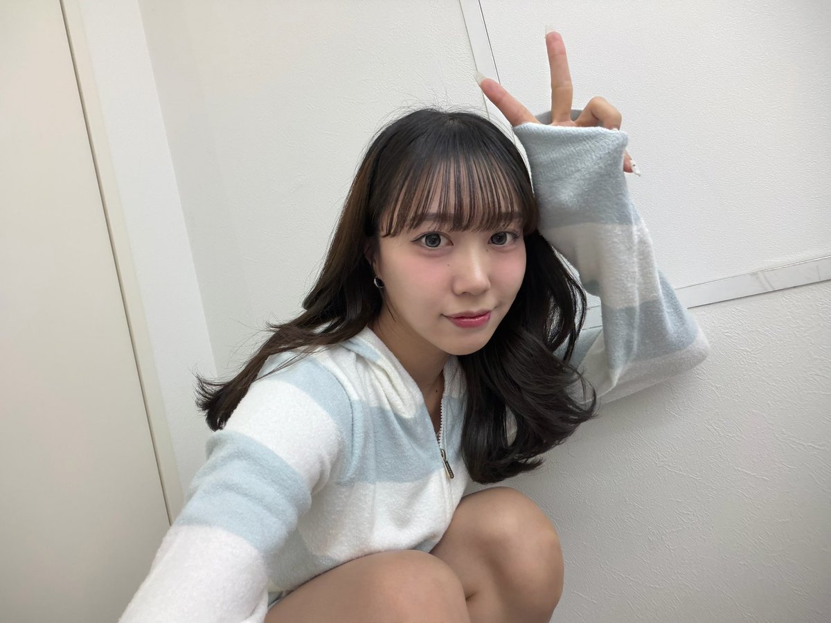 rika_sandesu's tweet photo. ＼ #どりーむだいありー ／

パジャマ公演👕˖ ࣪
会いに来てくれて嬉しかったし
たくさんお喋りできて楽しかったー★.ᐟ

また明日もライブあるので来て下さいっ^_−
ライブまだ緊張するけどとーても楽しい.ᐟ
初々しいうちに会いに来てね（笑）
話したいこともいーぱいだっ.ᐟ https://t.co/E3GN1q6fWd