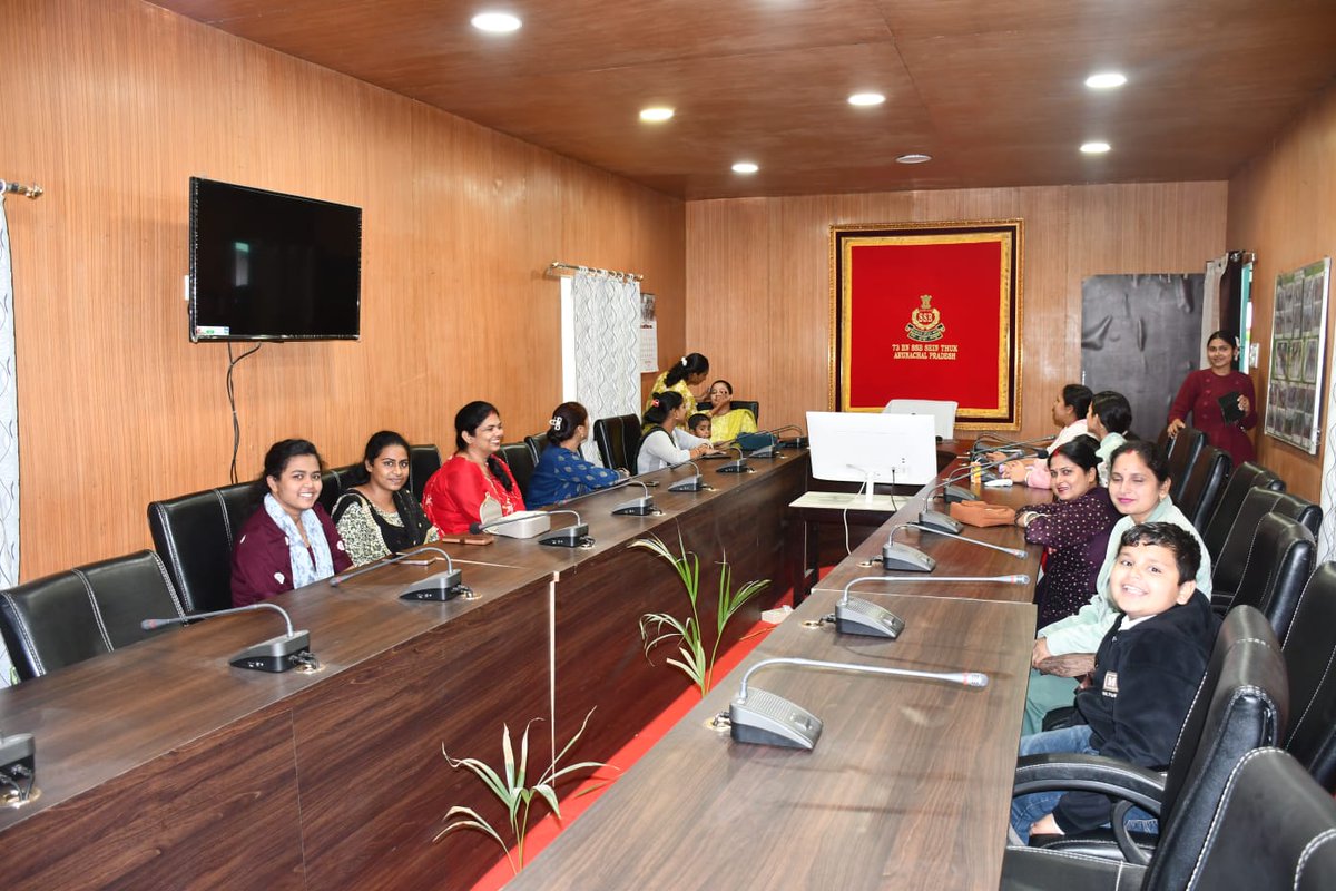 73BnSSB_INDIA's tweet photo. दिनांक 13 जुलाई, 2026 को 73वीं वाहिनी सशस्त्र सीमा बल के वाहिनी मुख्यालय में संदीक्षा परिवार की सदस्याओं के लिए ब्यूटिशियन प्रशिक्षण कार्यक्रम का आयोजन किया गया।
@_sashastra_seema_bal_ 
@ssbftrtezpur 
@ssbshqbezpara 
@sandikshassb https://t.co/eYooSY1SLy