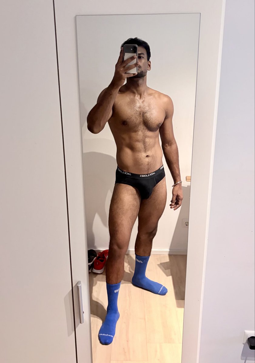 Pasific103's tweet photo. Blue is my color 💙 https://t.co/9n1DkjmsjX