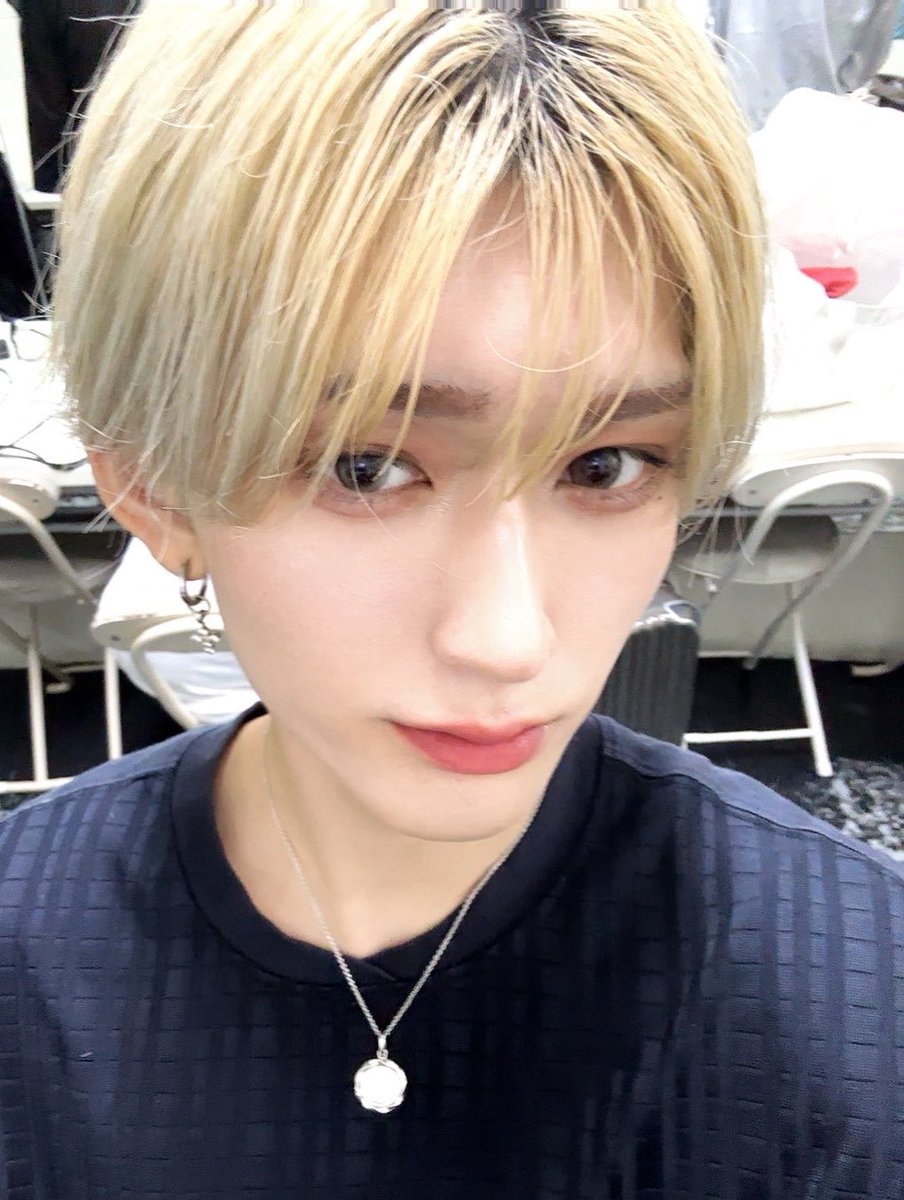 AzLAND_leoleo's tweet photo. 月夜-s.u.b tokyo
お越しいただきありがとうございました！
25分枠で5曲披露できて嬉しかった✌️

次回は7/15 みやび生誕-gotanda G2
イベントたくさんあります待ってるね！ https://t.co/i8DbA1o8Jg