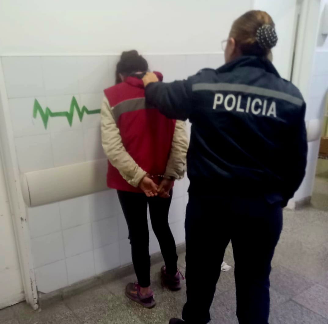 MAGAZINEUBM's tweet photo. Villa Mercedes. Tiene 6 años, lo llevaron al hospital y un estudio reveló que tenía cocaína en el organismo
https://t.co/afuiHdRgFZ https://t.co/90otL1uhWF