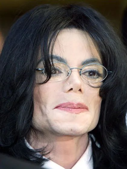 hardcandy933's tweet photo. @li_yang4293 so what? shes the most selling female artist of all time who cares?? shes proven herself enough already, also a michael jackson fan talking about plastic surgery gone wrong LMFAO https://t.co/OZ7pqhWyyE