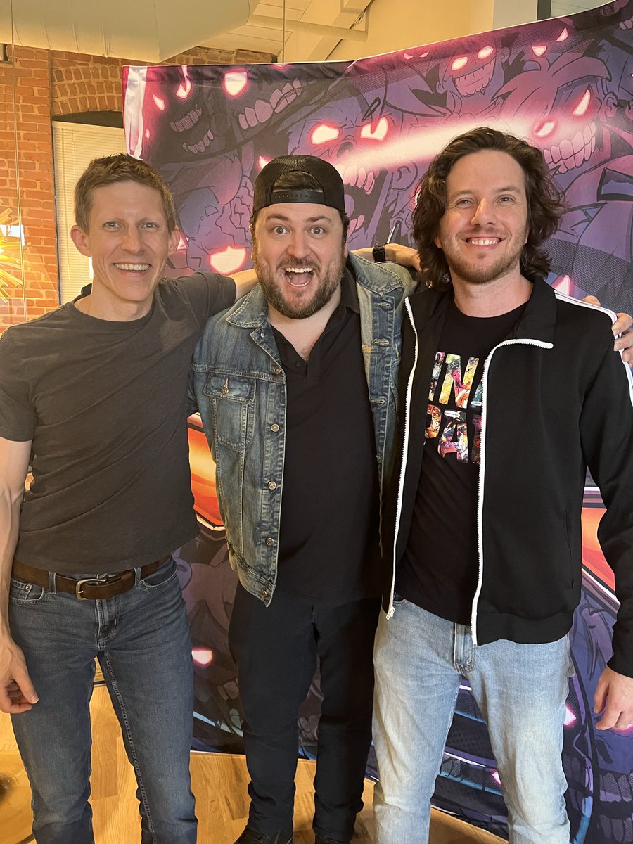 AndrewGcomposer's tweet photo. Thanks for a great time Atlanta! David I really enjoyed getting out of the studio to play some Final Space songs live! Thanks for all the continued support team squad! #booktour #finalspace #graphicnovel #olanrogers #atlanta #TheFinalChapter #animation #composer #jakesidwell https://t.co/ldte4nNZ57