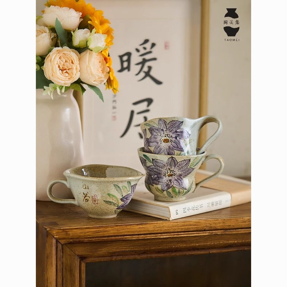 gogogomi77's tweet photo. Handmade ceramic mug with tiny hand-painted sunflowers  Perfect for your morning brew—warm, unique, and full of little care. Grab yours from my new small batch! https://t.co/BaTMPU7qxr