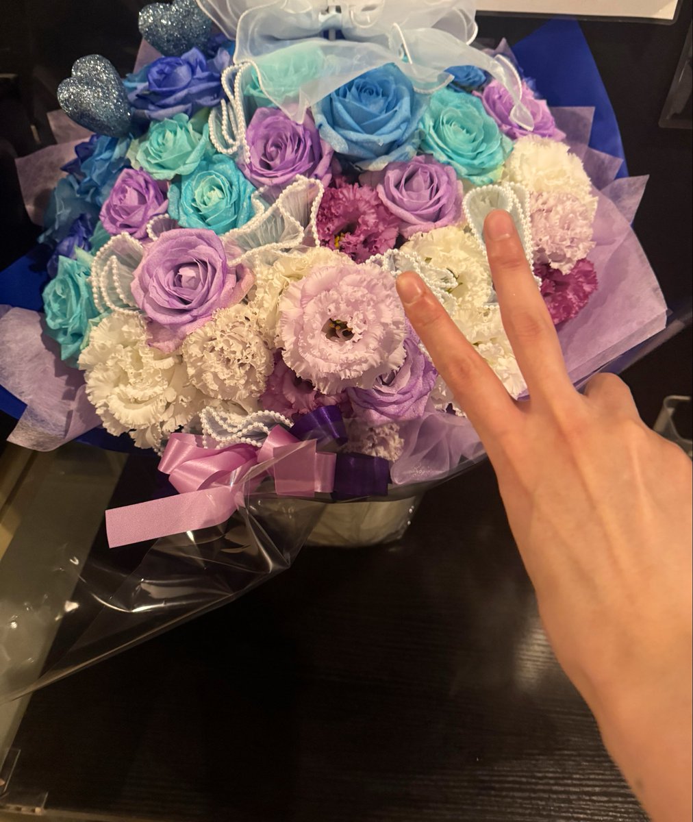 gakkun_guitar's tweet photo. もうこんな時間！🤨というわけで…

2026.7.12 高田馬場
改めて昨日はありがとう！
メンバー、ファンのみんなだけじゃなく、周りの色んな人たちからの愛を感じた一日でした
ちなみにこの日のオリジナルカクテルの名前は、半月前ぐらいから見始めたドラマに出てくる毒物の名前ね、アドキシンで調べて！ https://t.co/wXej9CFsXA