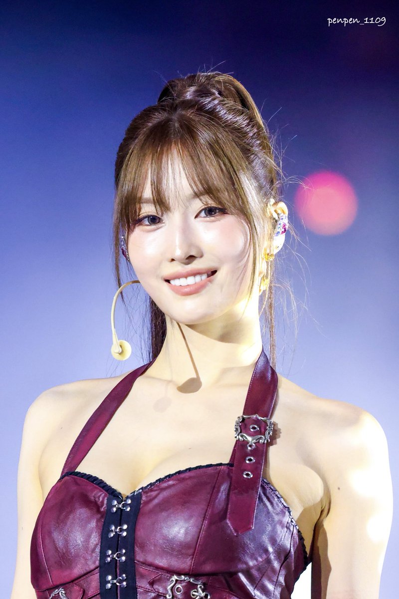 penpen_1109's tweet photo. 260711 THIS IS FOR in FINAL

ダンス姿も笑顔も全部💯🍒

#TWICE #트와이스
#모모 #MOMO #モモ https://t.co/Nf4NfwHCPt