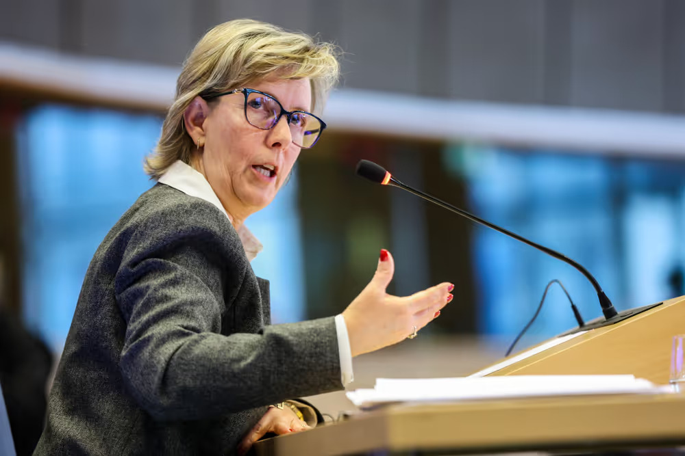 EP_Legal's tweet photo. ⚖ @EP_Legal continues:
🚨 Exchange of views with Commissioner Maria Luís Albuquerque
Immunities (in camera)
🗒️ https://t.co/CJF53kGFlG
🎥https://t.co/rWzF56gMO6 https://t.co/nmRhFUUBY0