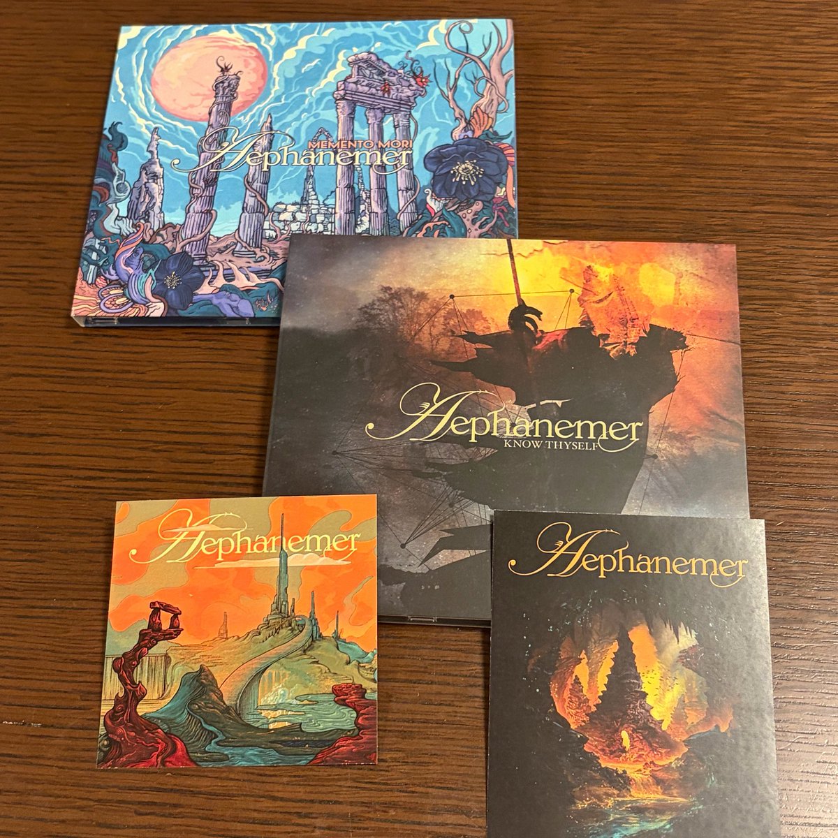 kangetsu's tweet photo. フランスから届いたー！サイン入りにしなかったけどステッカー付きでした！ #Aephanemer https://t.co/LbaqV6SDSq