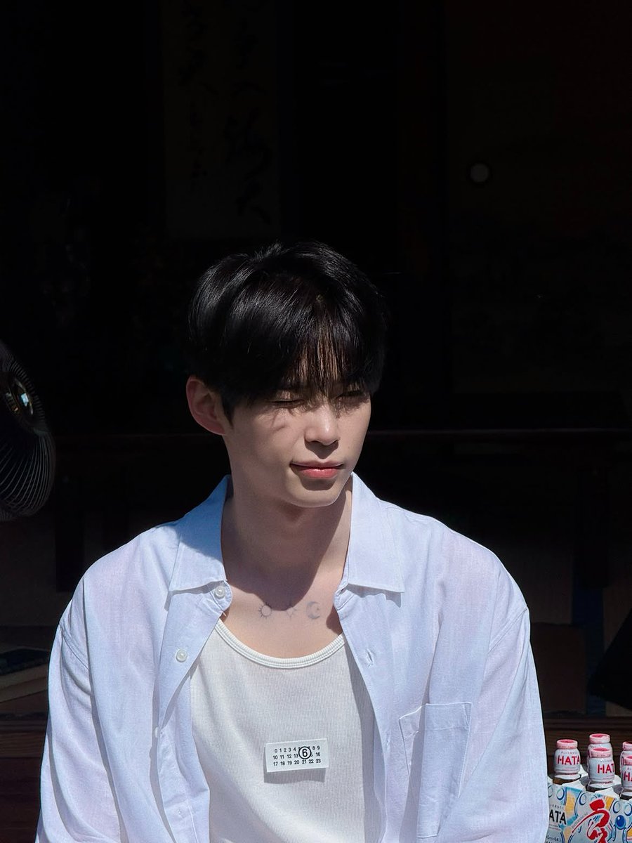 오디 tweet media
