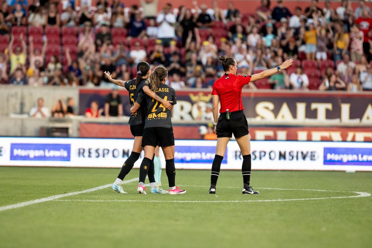 URFCFan's tweet photo. Unfortunately, #URFC lost to Gotham FC this past weekend.
๐: Cece scored her 2nd goal of the season.
๐: Kameron got her 3rd start of the season.
๐: Paige and Mina got their 1st minutes since before the summer break.
๐ธ: @UtahRoyalsFC
The Royals host Orlando this Saturday. https://t.co/WgZr80z4O1