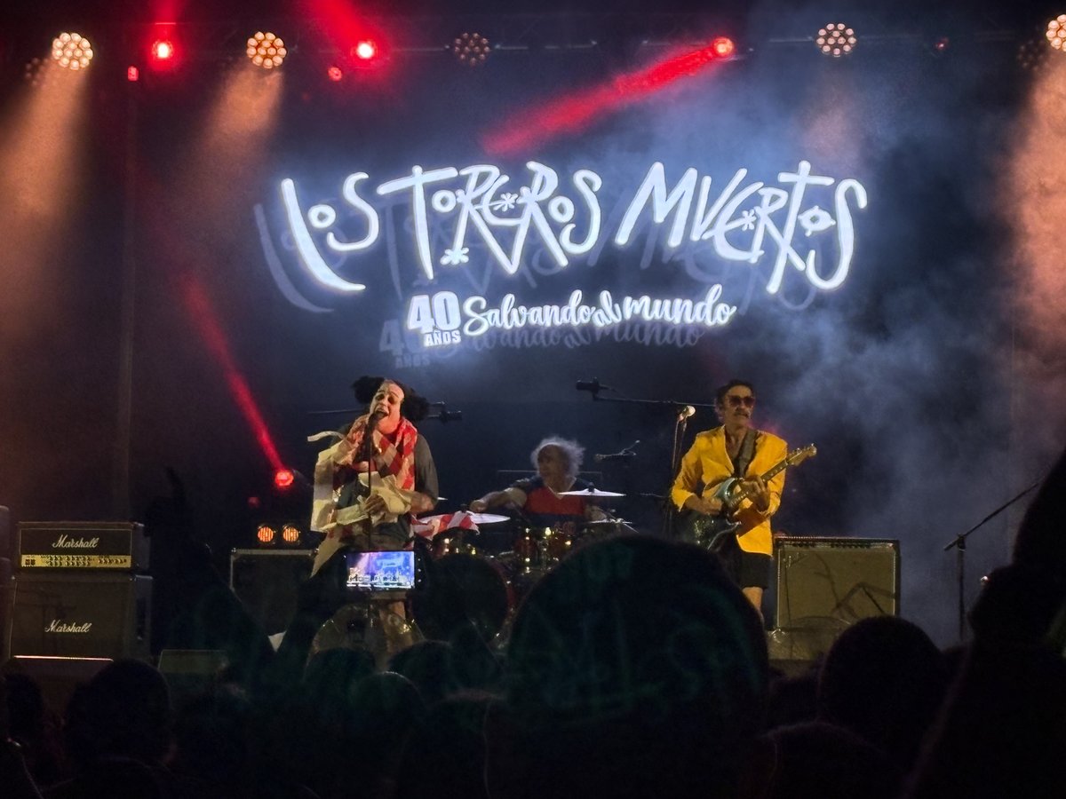 villadeingenio's tweet photo. El Pig Fest reúne a un entregado público en una gran noche dedicada al rock en El Carrizal

El festival, organizado por el Ayuntamiento de Ingenio, trasladó al Parque del Buen Suceso un cartel de primer nivel y un excelente ambiente

👉 más en: https://t.co/AwCPnVKrdt https://t.co/fzyJuKgyK7
