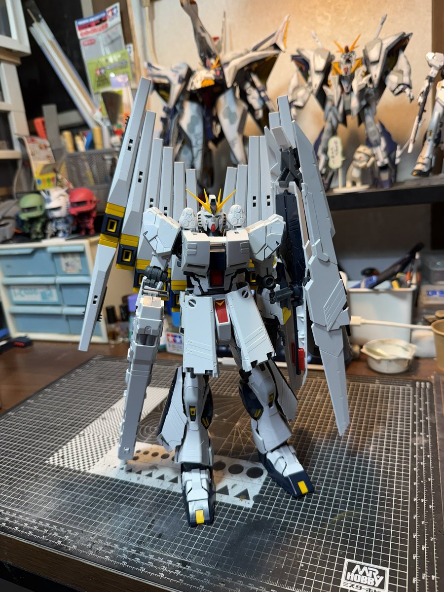 RayLee_281's tweet photo. #みんなのMG見せ合っていいねやrpしようよ
MG Ver.ka HWSダブルフィンファンネル装備型！武装モリモリだけど？どうかな？ https://t.co/6pe1dubovf