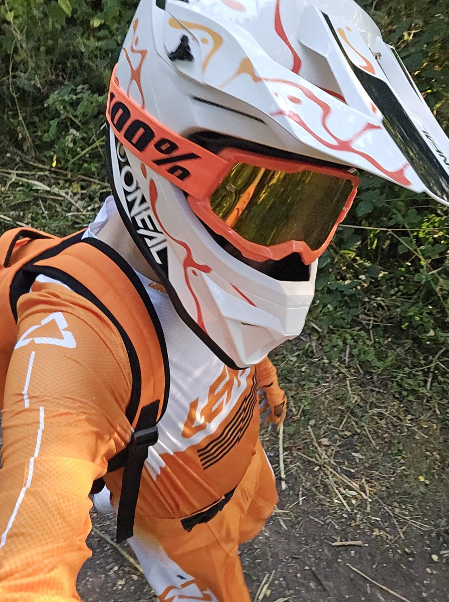 ahornywofie's tweet photo. Want to go on walkies, twin?

#pupplay #kink #mxpup #gaypup 

(Should you wear a balaclava under the helmet?) https://t.co/VstjPKZBVz
