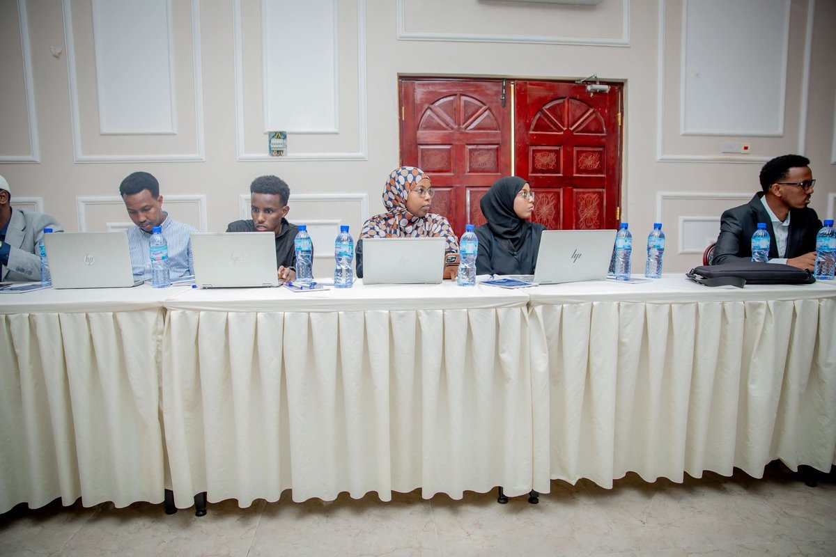 SERP_Somalia's tweet photo. Today, the Budget Execution Coordination Forum for the FGS,FMS,&amp; BRA kicked off in Kismayo.Supported by @SERP_Somalia,the forum will focus on strengthening budget execution, advance Cash IPSAS implementation,&amp; enhance transparency, accountability,&amp; intergovernmental coordination. https://t.co/YqaJpmJ5Hx
