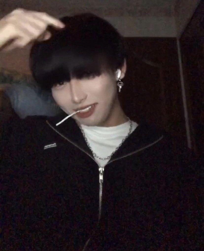 suu9wfi's tweet photo. 05/大学生/変態/一途/メンヘラ/筋肉

まじでだれか繋がろ

#裏垢男子 #裏アカ女子と繋がりたい #いいねでＤＭ https://t.co/feXbIYqH8a