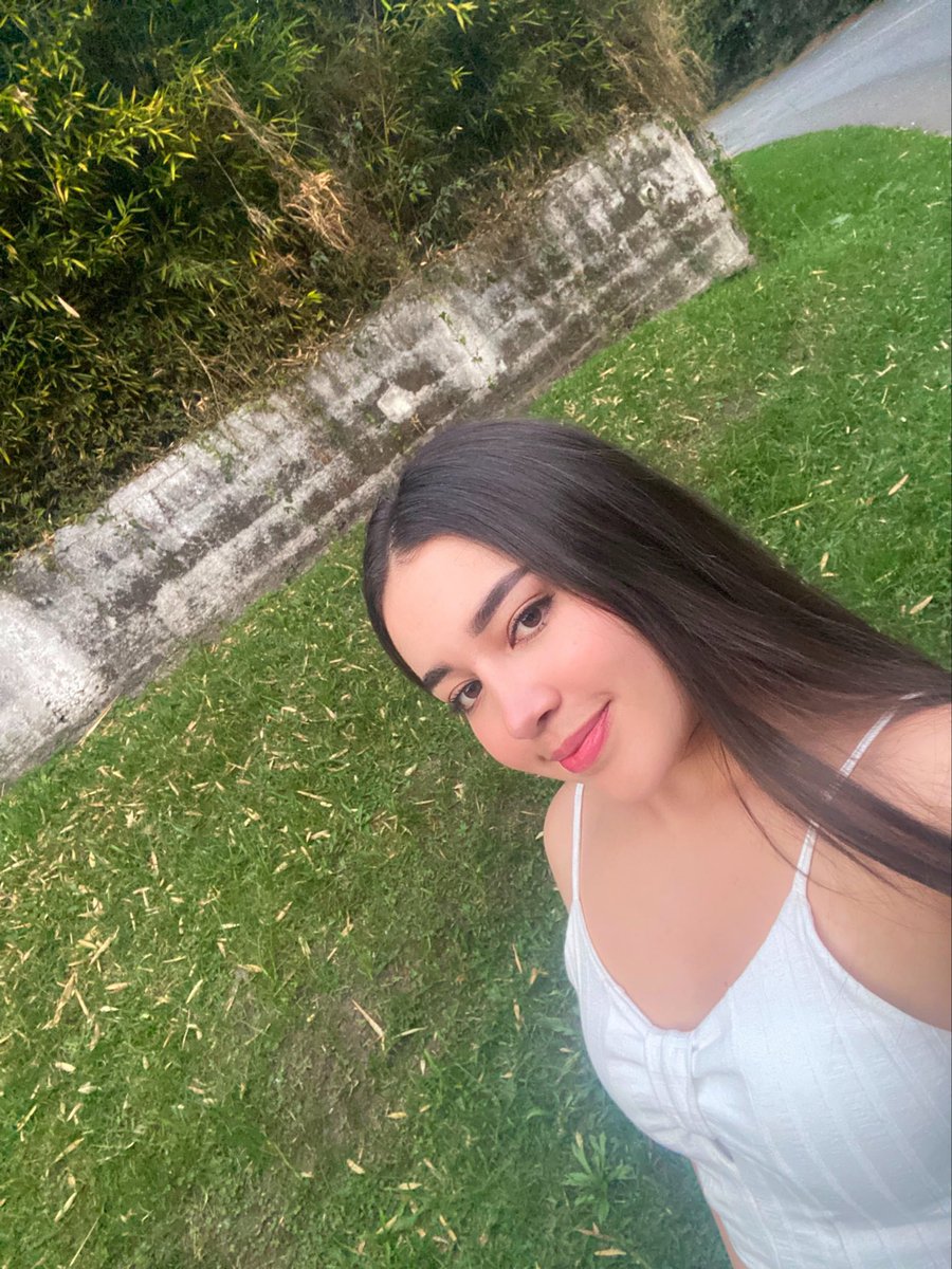 YourMariaAngel's tweet photo. Holi amorrr! Si España gana el mundial me abro un Only? JAJAJAJA 🩵🩵🩵🥵🥵🥵

#CuloTragón #model #content #viral #trending https://t.co/bhCd6jsSpE