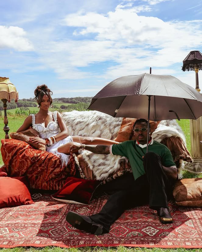 temphas_'s tweet photo. Stills from Asake’s 'MCBH' Music Video | Shot by @golld.au

Production Studio - @oldsoldierinc &amp; @wildnotestudios
Local (UK) Production Company - @fourletters_Idn
Label - @giranrepublic_
Executive Producers - @writtenbyjamila &amp; @jydeajala
Director - @jydeajala https://t.co/Ycs30j8b4W