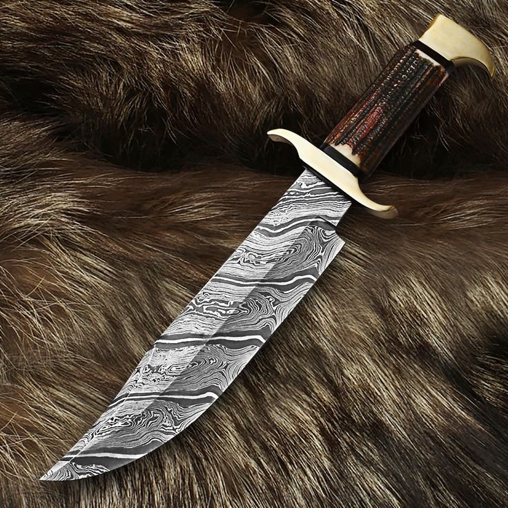 BellaBlade4's tweet photo. Who wants???
Amazing Handmade bowie Knife 
Engrave your name on the Blade 
DM for order #BellaBlade https://t.co/KgRguIPSgQ