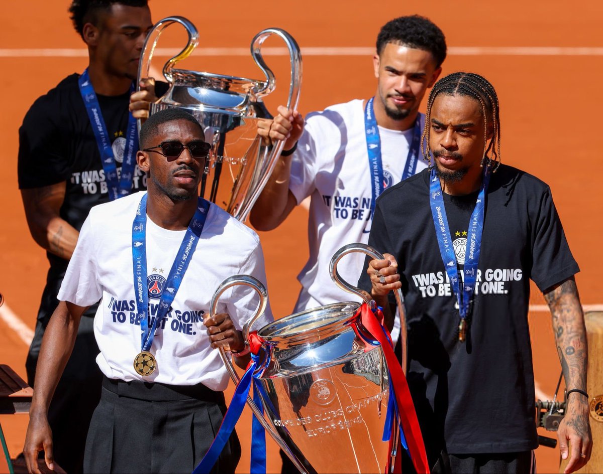 ActuFoot_'s tweet photo. 🚨 LE NOMBRE D’INTERNATIONAUX FRANÇAIS 🇫🇷 QU’IL POURRAIT Y AVOIR AU PSG LA SAISON PROCHAINE. 🤯👇

🇫🇷 Bradley Barcola
🇫🇷 Lucas Chevalier
🇫🇷 Ousmane Dembélé
🇫🇷 Désiré Doué
🇫🇷 Lucas Hernandez
🇫🇷 Warren Zaïre-Emery

🇫🇷 Maghnes Akliouche ⏳
🇫🇷 Lucas Digne ⏳ https://t.co/gxkye7lXit