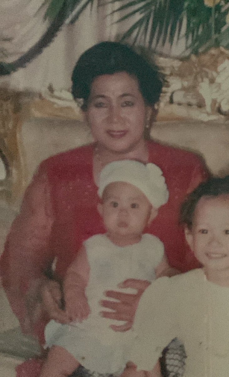 nasidaunjeruk_'s tweet photo. smoga eyang cepet sembuh, nanti aku ajak jalan jalan dan beli maem enak😢💗💗 https://t.co/UhzAUfIfmd