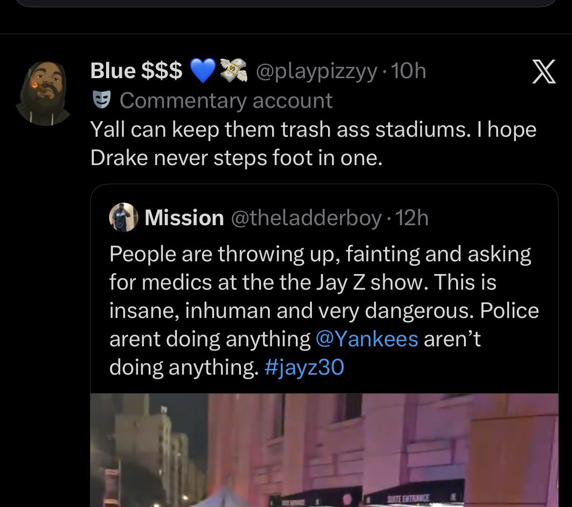 _tontoneric's tweet photo. How is a stadium trash ???
These hoes are really something else 💀💯 #2YearsABitchNigga #GossipGirls #ThatsMineAssNiggas https://t.co/HV9UYPQiip