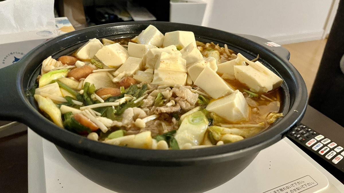 _EVO7_'s tweet photo. 鍋パお呼ばれした🍲 https://t.co/fxSSfQ6AxC