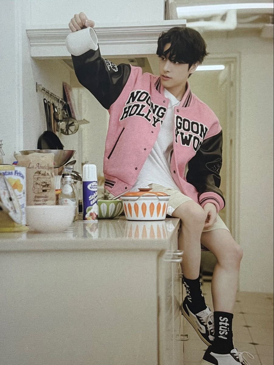 btsimku's tweet photo. Girl yun https://t.co/OVI0loscVF