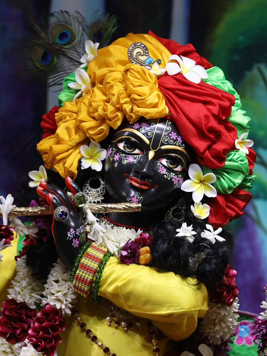 ISKCONNashik's tweet photo. 🌺 आज के दर्शन 🌺
   🙏 हरे कृष्ण 🙏 https://t.co/7NMQ97dRbi