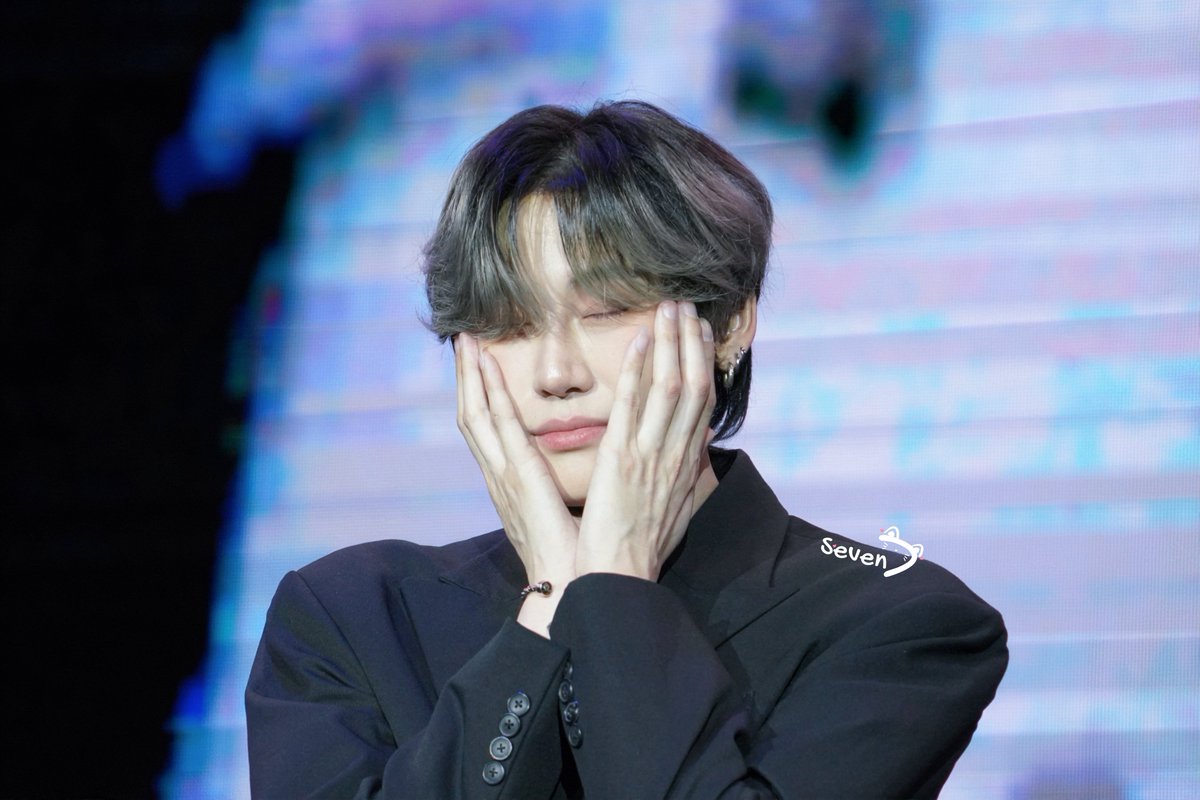 Seven_BPforever's tweet photo. 🥰🥰🥰
@bb0un

#bb0un 
#BounPrem 
#BounFMinChongqing https://t.co/1uRj240R7K