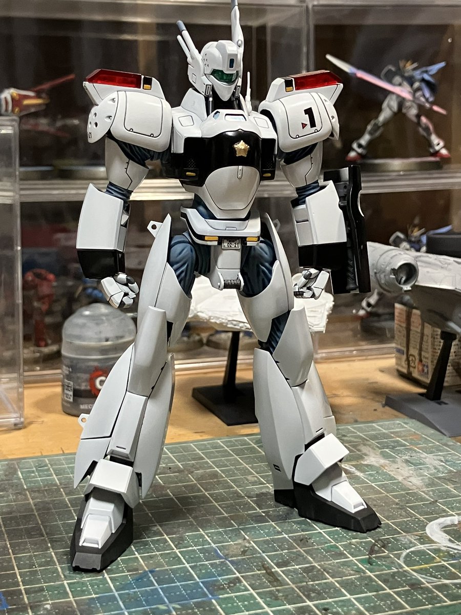 bloodborn123's tweet photo. MODELOIDイングラム完成しました!
この後ブースで撮影します。
#パトレイバー
#イングラム
#MODELOID https://t.co/NrWJbEhgHP