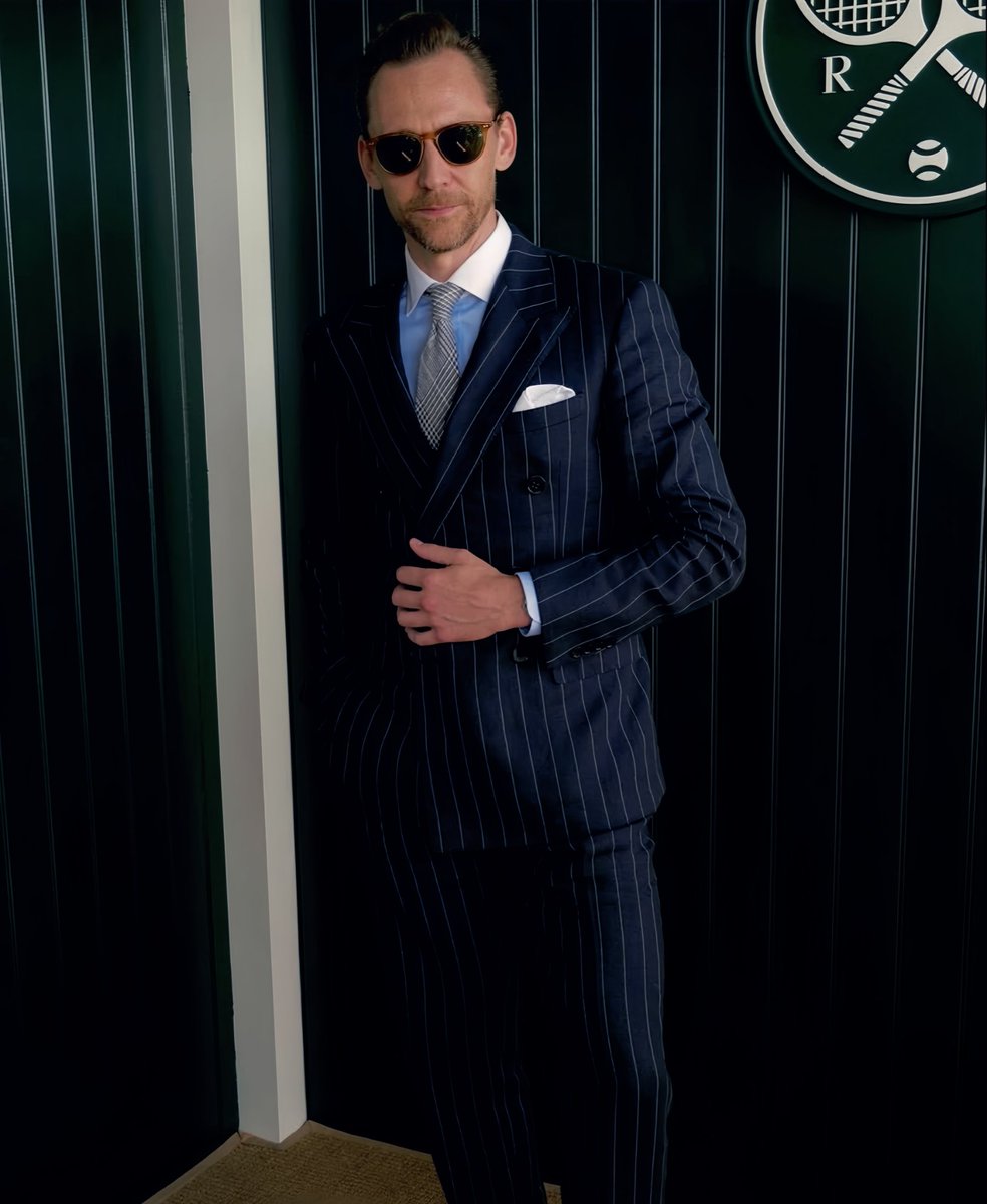 bestoftwh's tweet photo. 📷| Tom Hiddleston for Ralph Lauren . https://t.co/sg8ohG4ygx