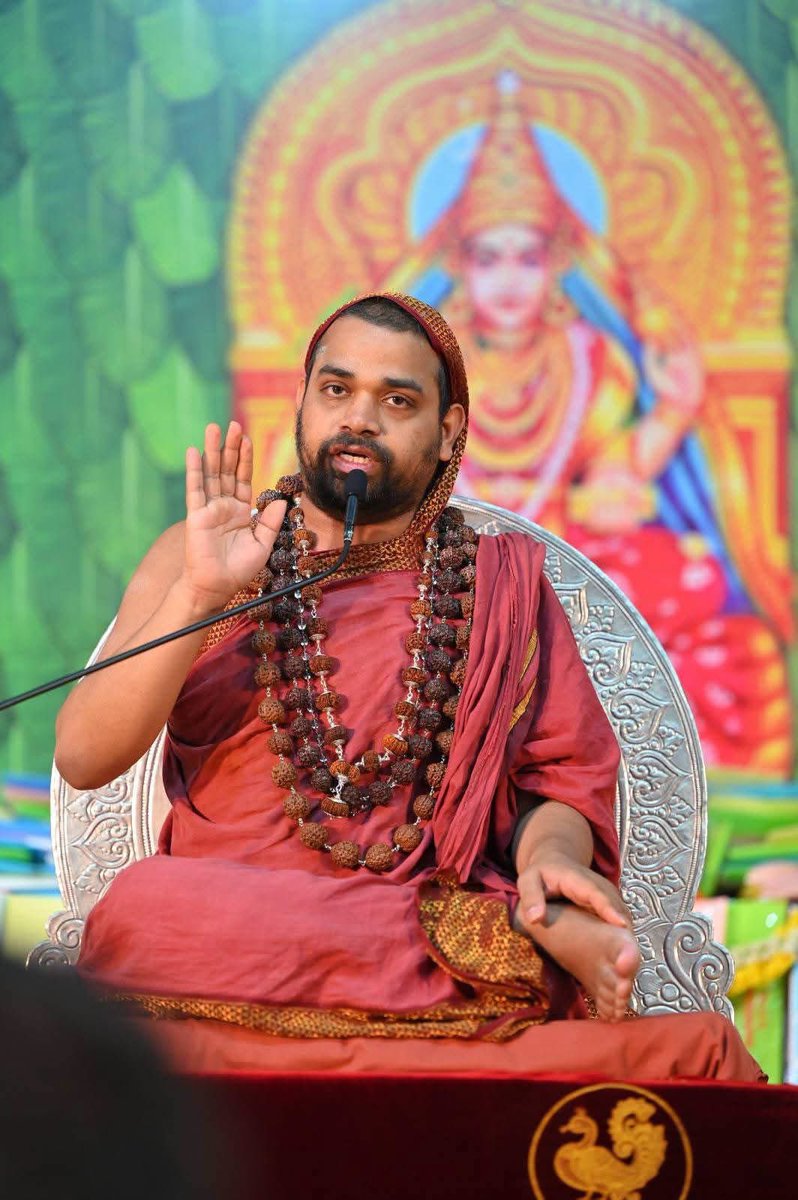 neelabala's tweet photo. Anyone born on this earth lives for a certain period of time &amp; one day leaves his body. During his lifetime, he consider many people as relatives, friends,well-wishers &amp;help them as much as he can. But, when he dies,can anyone who has received help from him follow him? No! https://t.co/SK7doOFsMd