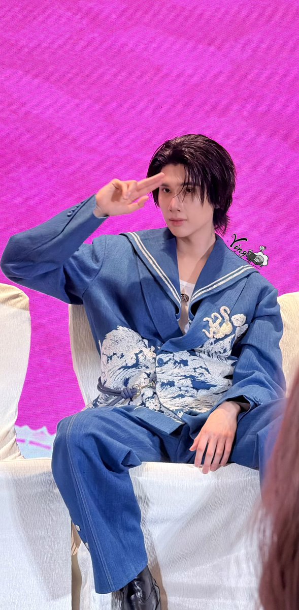 hanikebab's tweet photo. Ank Mmh.. 😆🌹 Lucu,,, Imut,,, Tampan se x Adek...,,, 🫨🫨 Smlm c DD blg ,, "Mah, bsk Hrs memakai seragam plaut" Duh,,,,, 🤦‍♂️🤦‍♂️ blg'A sdh Jam 10 mlm😮‍💨😮‍💨 Akhr'a pkai Bju yg Ada xixixixi..
 😓😞... Pentss Seni Dd berhasil 🌹🌹🫶🏻🫶🏻 Kt c Yayah Tampan se x spt Yayah wkt Muda😝🤭 https://t.co/GHIVLPjSue