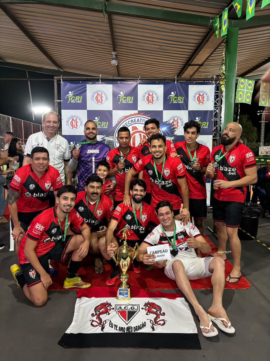 Andrealmeidaco's tweet photo. Presidente @AdsonBatista nossa equipe aqui em Iporá GO conseguiu o feito de ser campeão e subir na divisão. Um dos maiores campeonatos de society de clube do Brasil. Agora fomos para primeira divisão - respeitar  as cores sempre @ACGOficial https://t.co/SGLrvkiey8