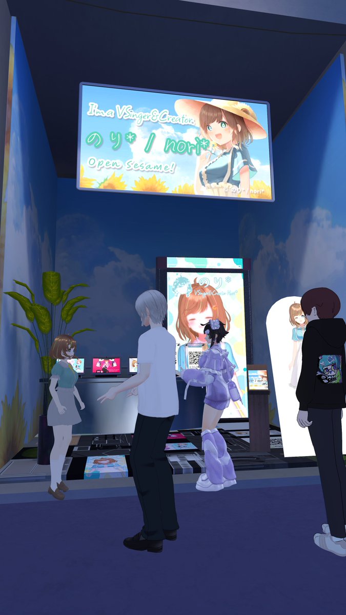 Luna_replica's tweet photo. Vketに出展中とのことで！ #CLUSTARS学園 七期生の！のり*ちゃんのブースへ遊びに行きました！水族館がテーマのワールドで合っていて素敵だったー！！
🌐［Wave］ Cocoon Art Aquarium Redive Vket 2026
#VRChat https://t.co/xfPtCogYRk