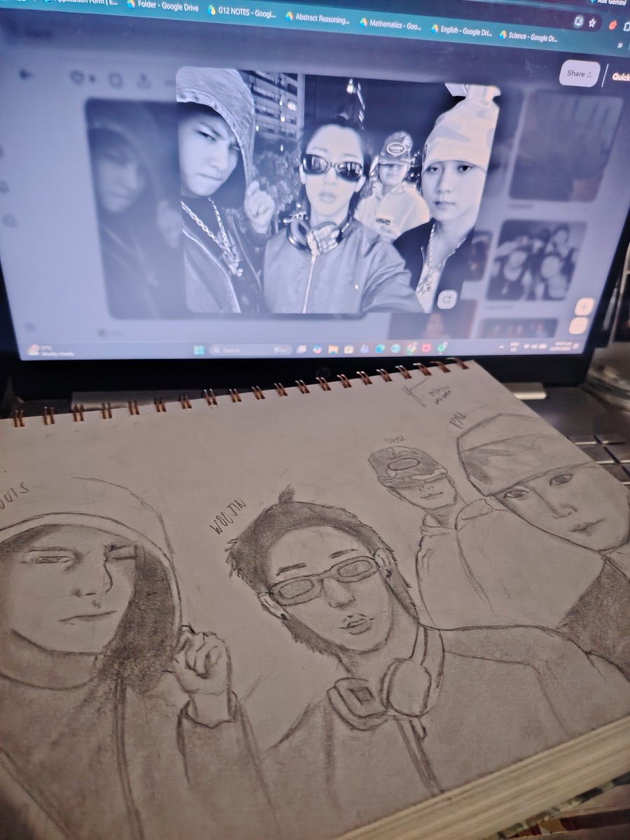 biglouiverse's tweet photo. happy 6 months lngshot ! here is a lil sketch of 4shoboiz :3 https://t.co/Rh0hSIh5Sf