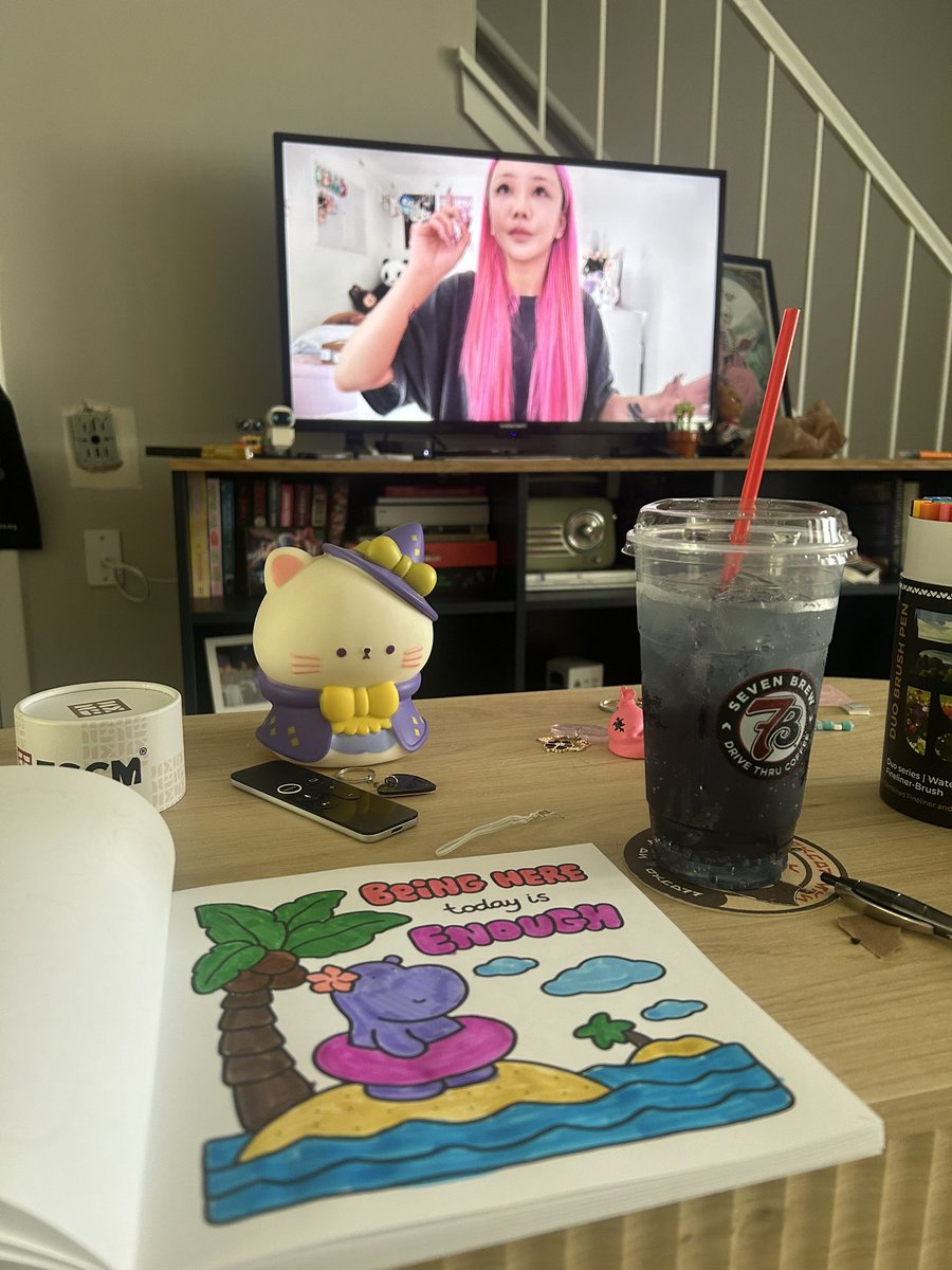 katalamors's tweet photo. ✨ highlights of the weekend
- finally got my own ikran in afop named her amay 
- 7brew has a drink just for me named dragon’s blood 
- my new markers don’t bleed through the pages 

let’s have a solid work week 💜✨ https://t.co/KDusckzKyJ